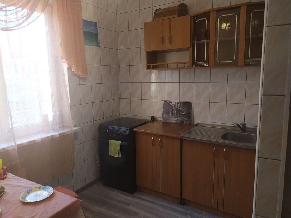 2 Деснянский, Троещина Бальзака ,  разд/ комнаты, можно под офис