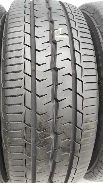 Opony Letnie 215/60/17C Toyo 4szt 8,5mm Vito  Trafic  VW T5 T6