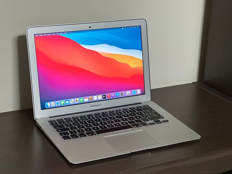 MacBook Air 13 8/128GB