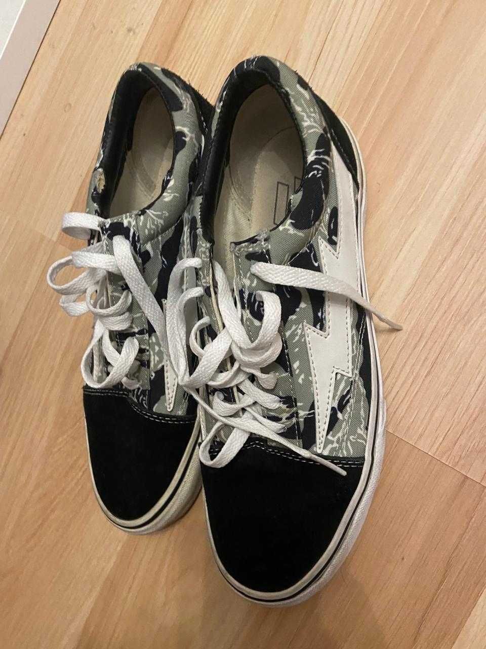 Revenge x storm vans shoes size 8.5 us