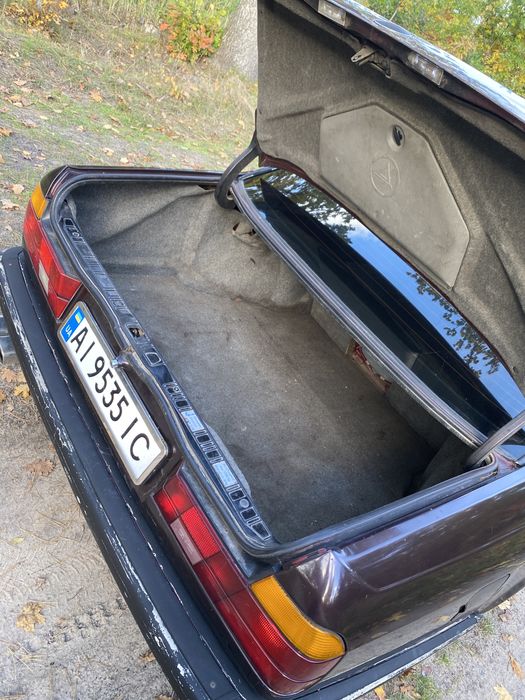 BMW 7 серії 3л павук