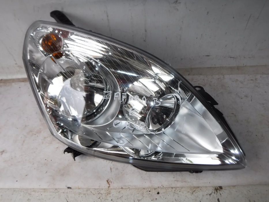 opel zafira b lift lampa przód prawa nowa oryginał przednia