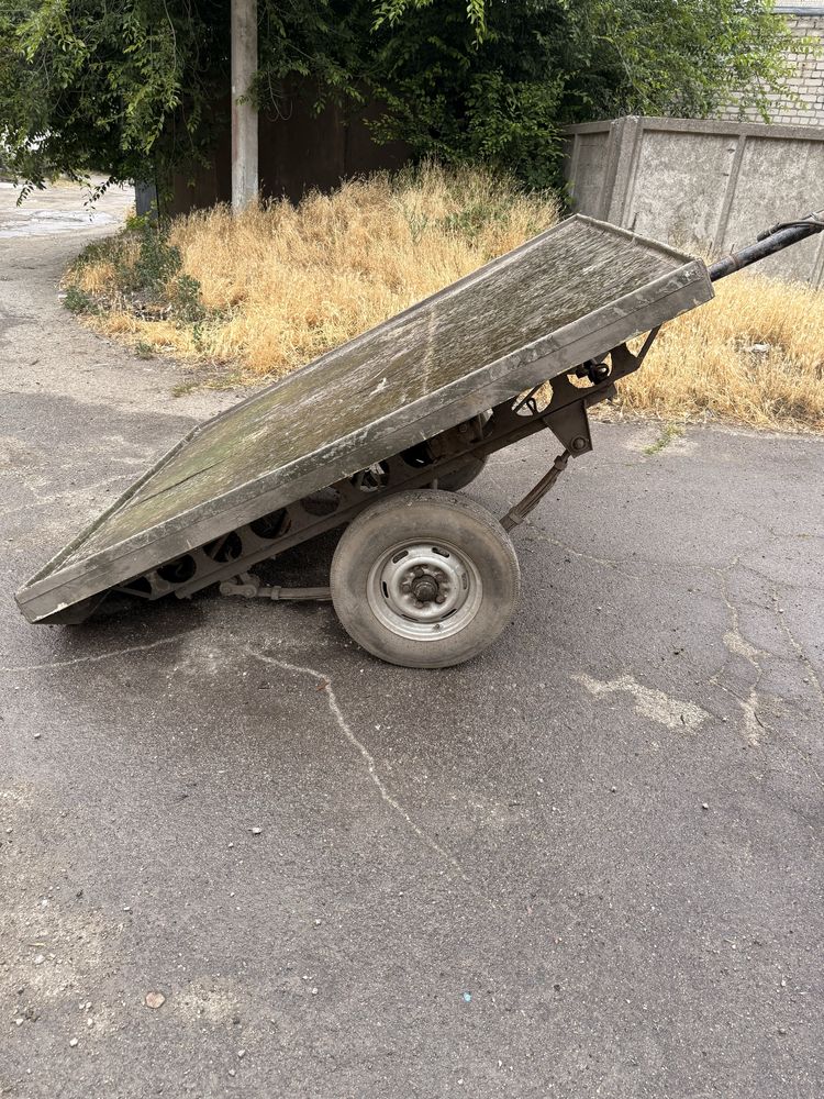 Продам усилиный прицеп