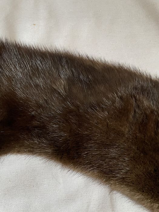 Kołnierz z naturalnego futra norki z norek brązowy