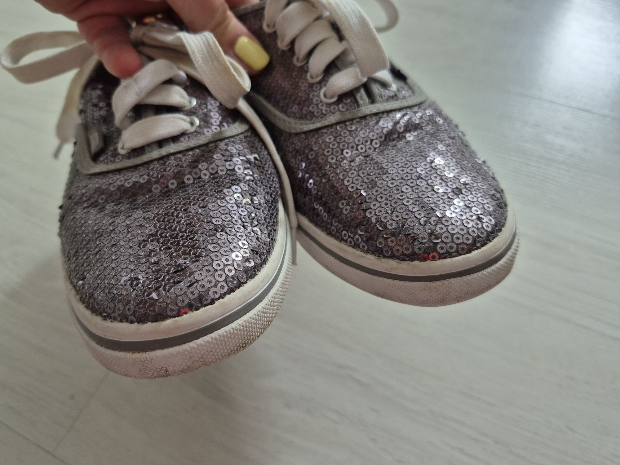 Trampki Vans cekiny srebrne