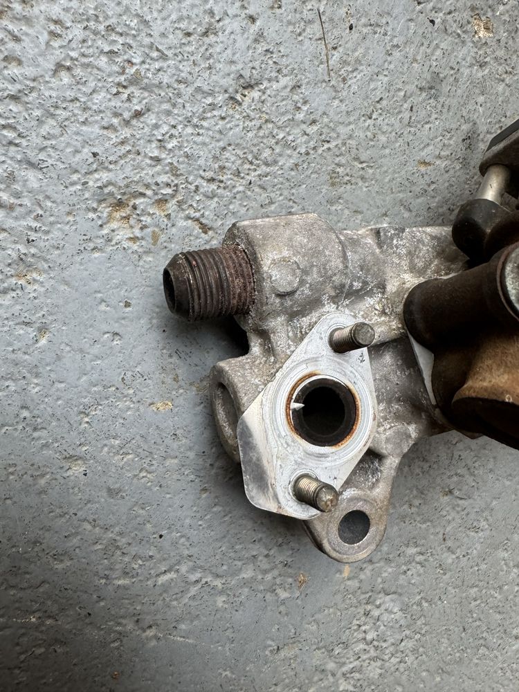 Клапан EGR з Mazda 3 BK 1,6 Бензин