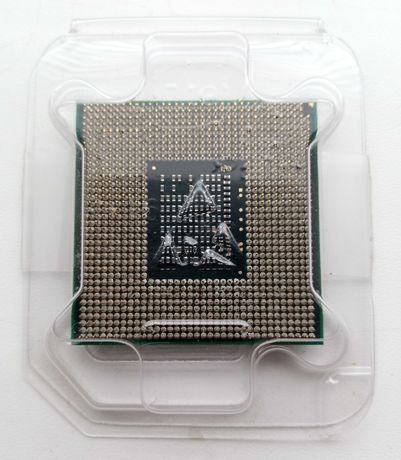 Процесор Core i3-2330m + термопаста