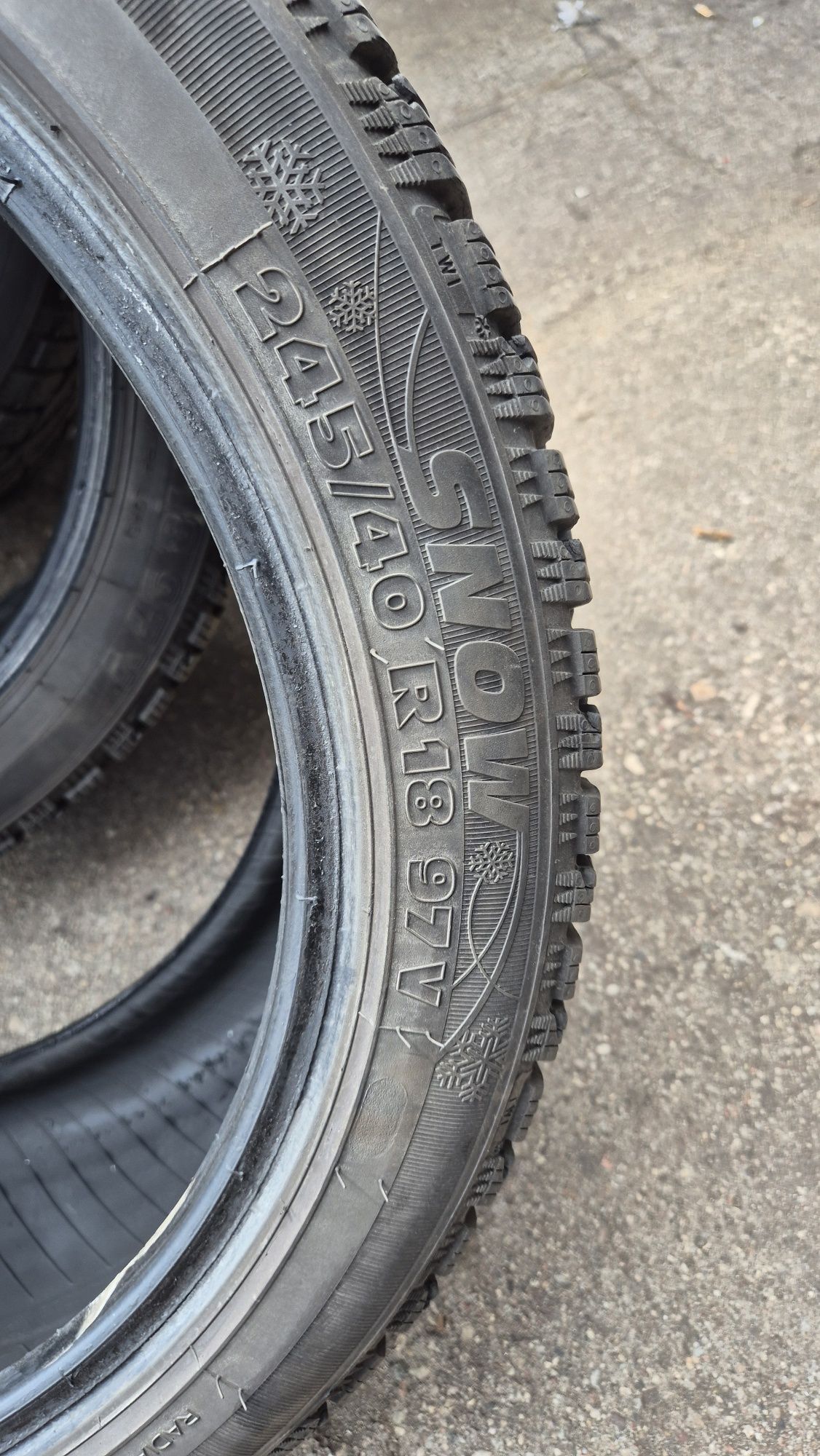 Opony zimowe kormoran 245/40 r18
