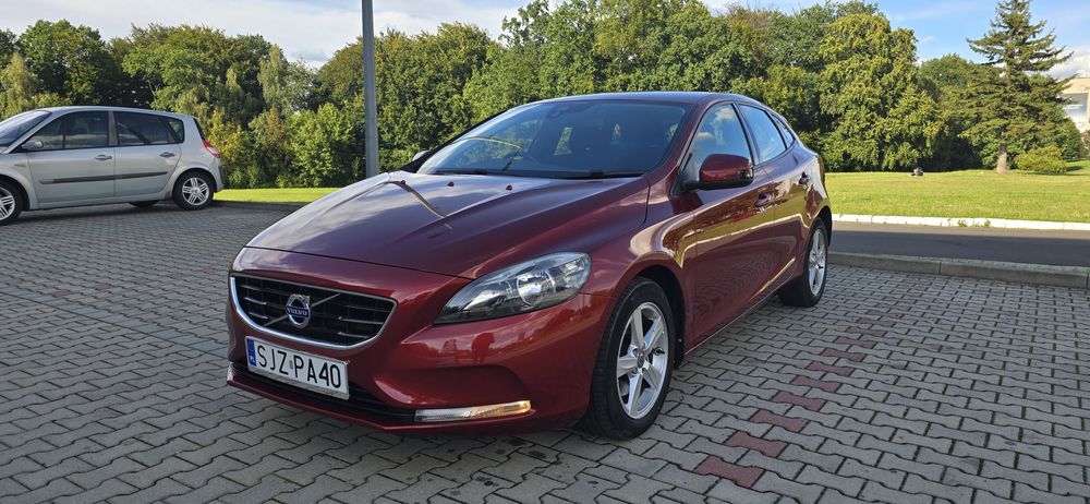 Volvo V40 T3 1.6 Turbo 150ps Anglik Zarejstrowany w Polsce 2012 rok