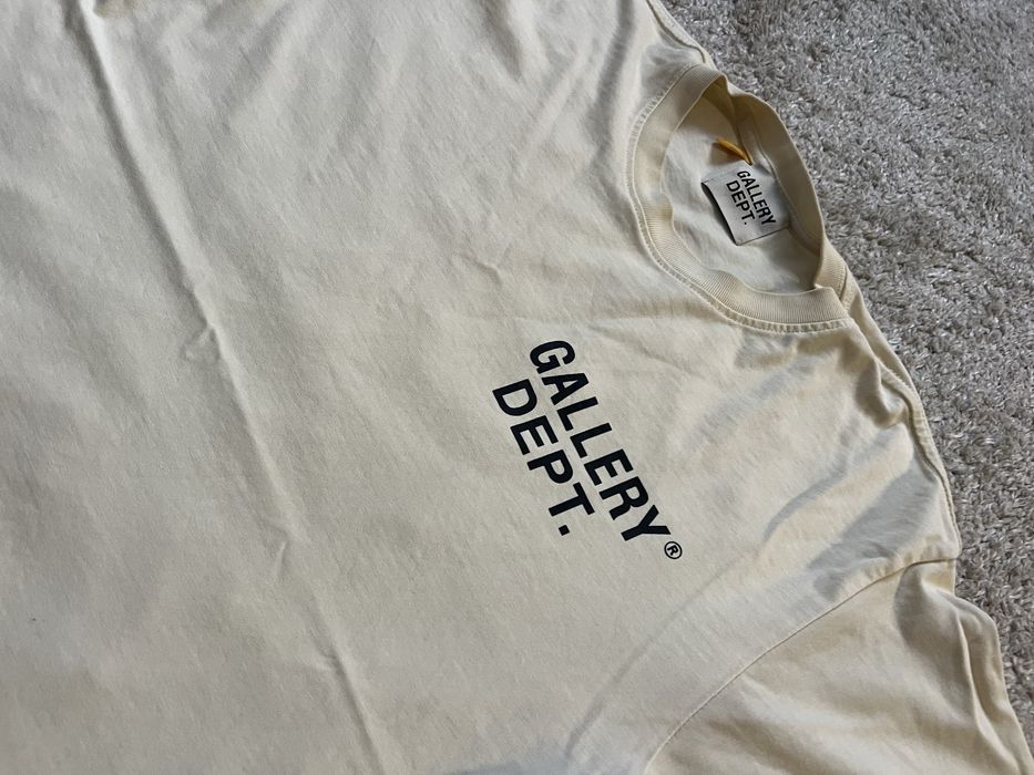 Футболка Gallery Dept