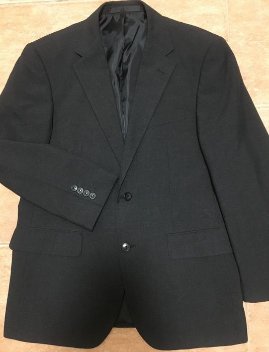 Трендовий чорний піджак від M&S