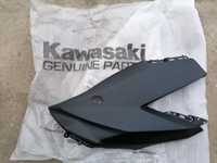 Kawasaki Ninja 125 Owiewka plastyk boczek bok prawy