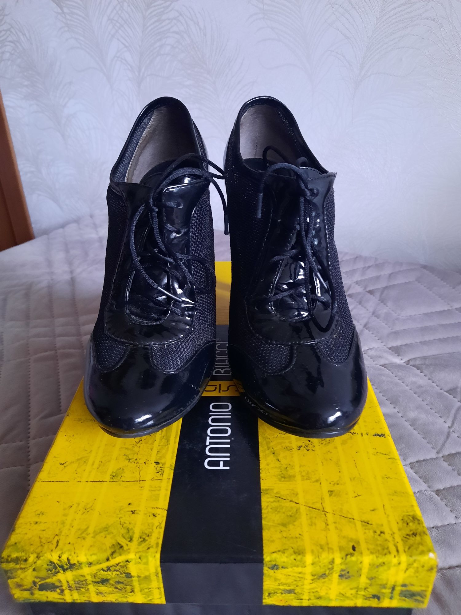 Ботильйони, туфлі Antonio Biaggi, 36 розмір