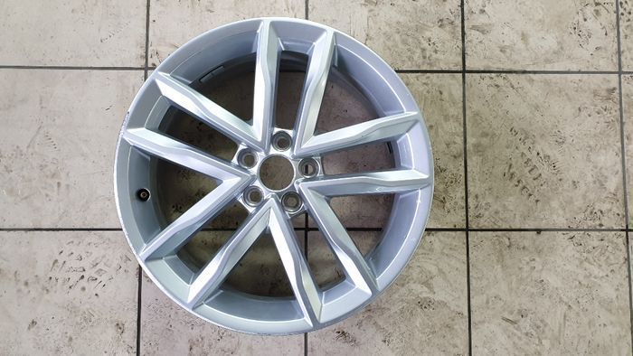 Felga Koźle VW 1 szt 7Jx17 5x112 ET46 Nowa Adax Serwis Opon