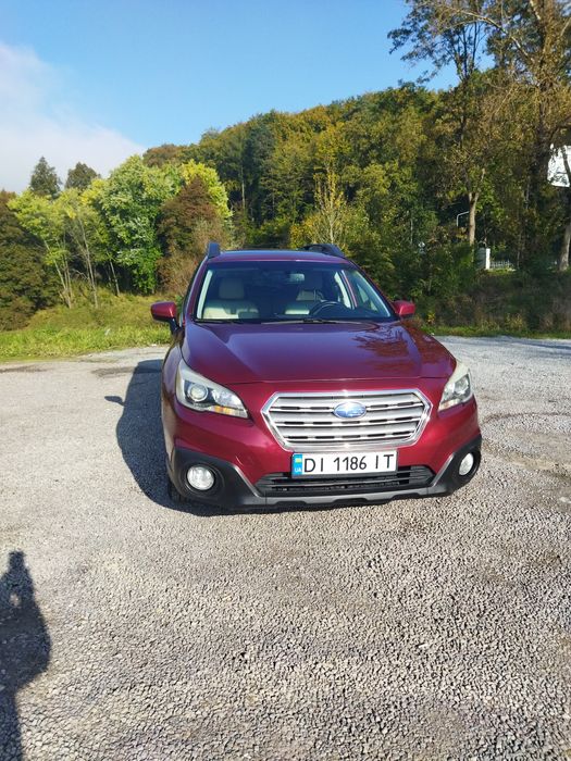 Автомобіль Subaru оutbаск