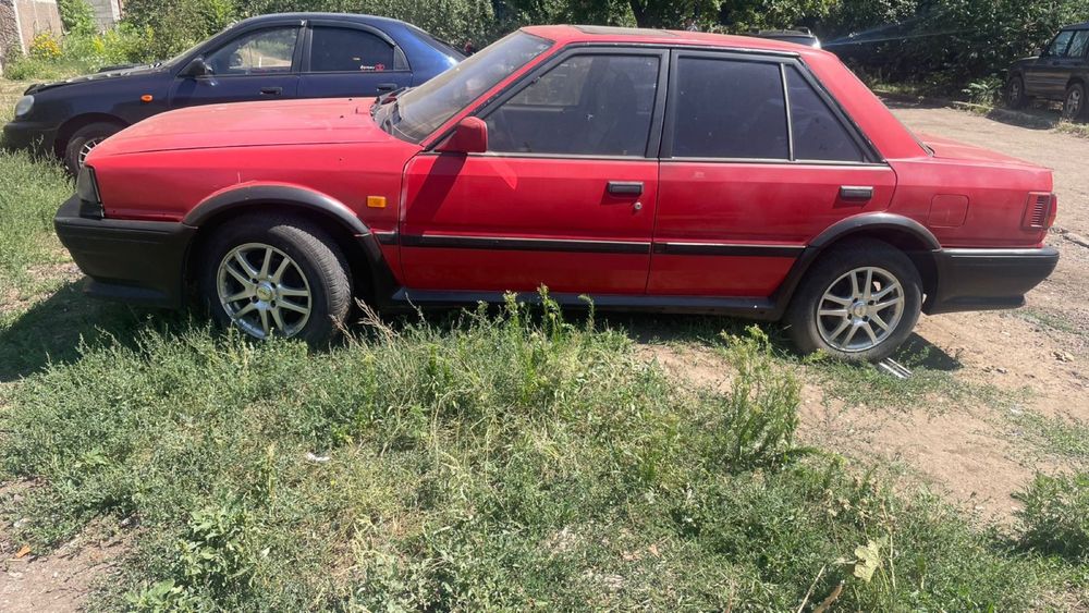 Nissan Bluebird 1989