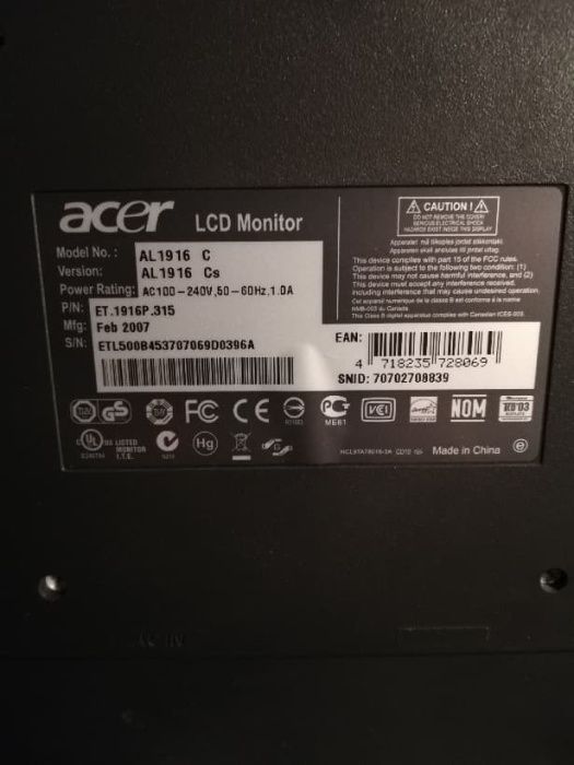 Monitor Acer 17 cali