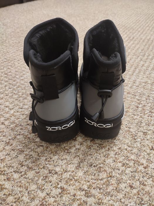 Ботинки дутики зимові чоловічі (унісекс) на штуч.хутрі 39 розміру