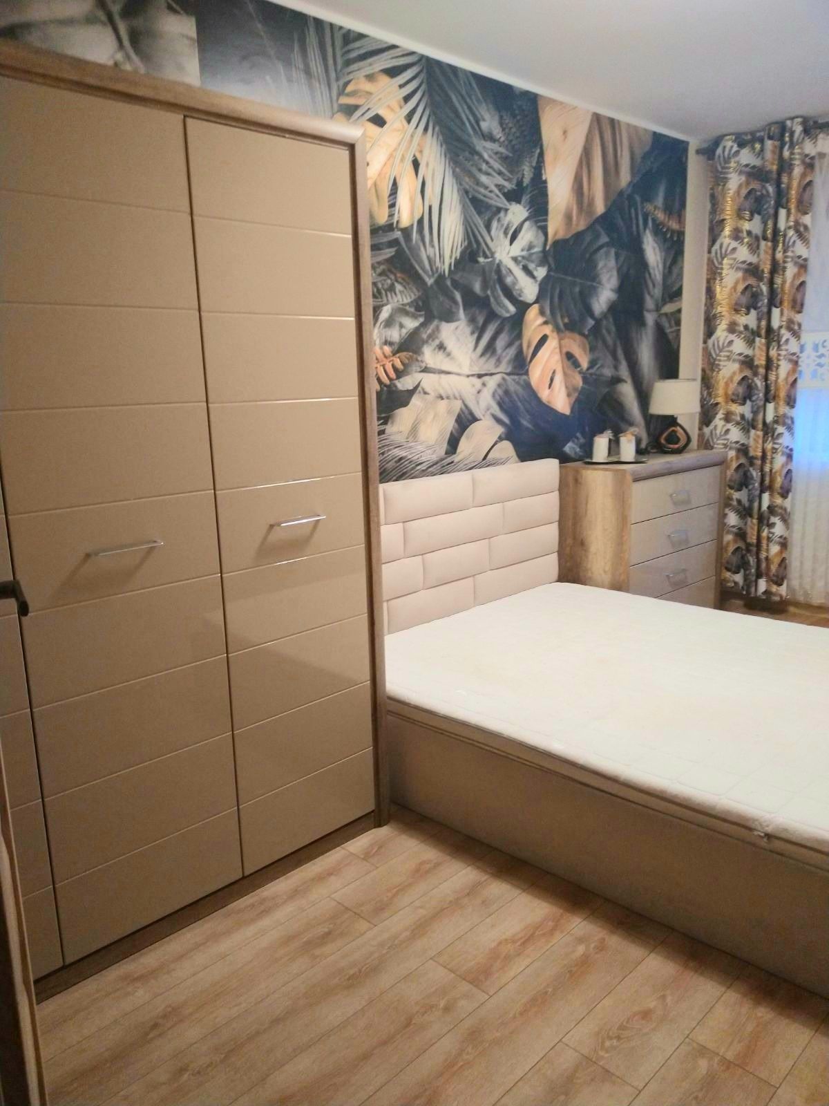 Apartament ul Reja