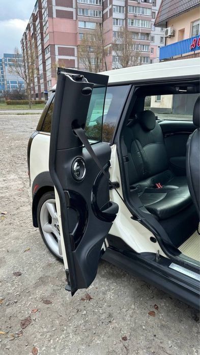 Продам Mini Cooper Clubman S 2008