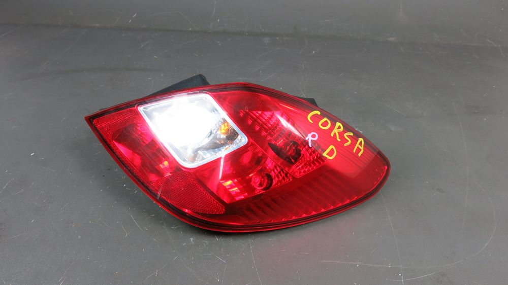 Opel Corsa D lampa tylna tył prawa EU