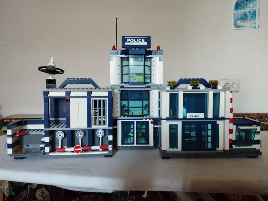 Конструктор  легосовместимый Qman 1918 Полицейский участок
