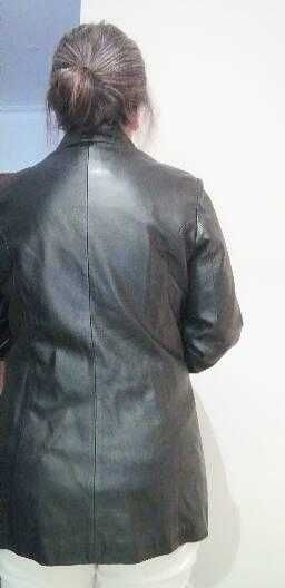 Casaco em pele genuina