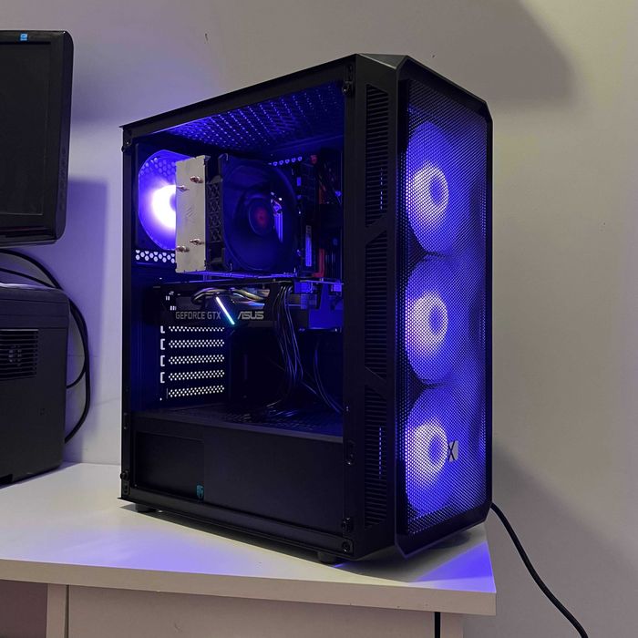 Gtx 1660 Super Komputer gamingowy ARGB XeonE5 2673-V3 16Ram 500GB Nvme