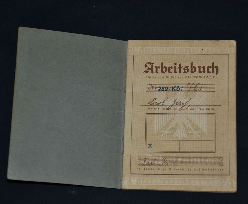 Arbeitsbuch (трудовая книжка)