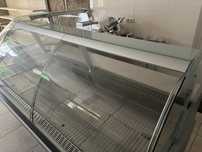 Vitrine de Refrigeração em L da marca Jordao