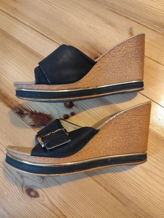 Sandały czarne na koturnie Vieces kobieta buty lato plaża