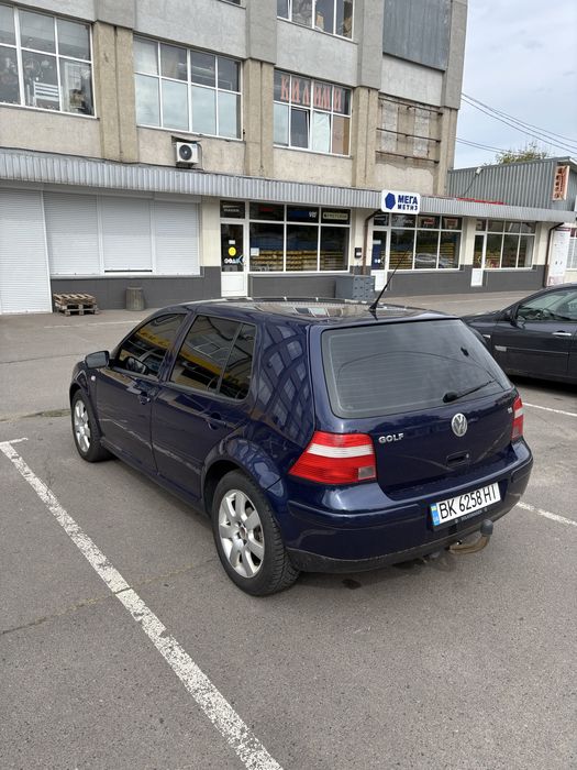 Продам авто Volkswagen Golf 4