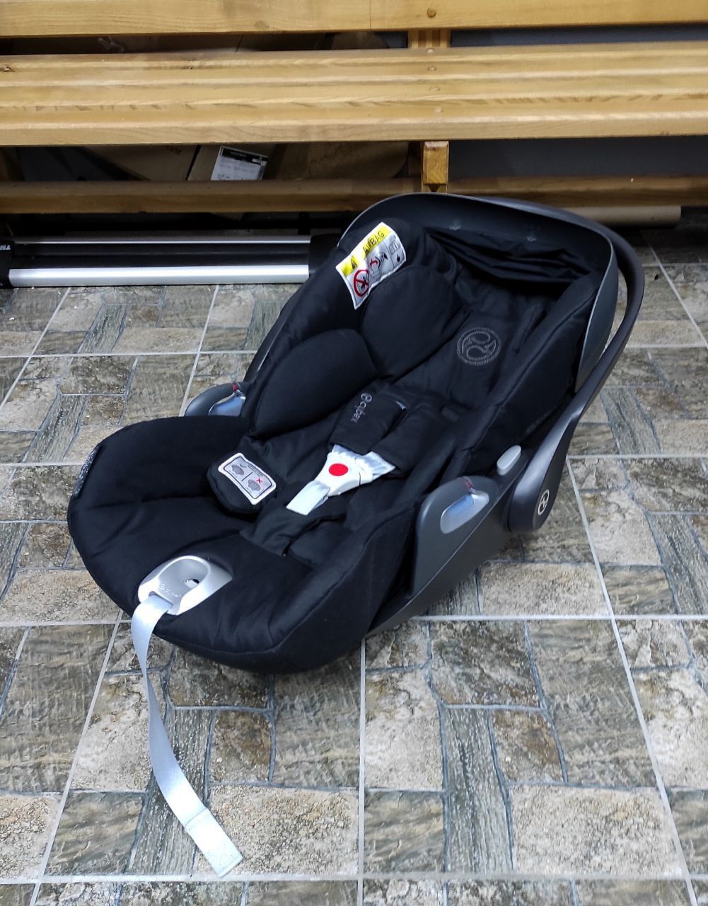 Cybex Cloud Z i-size автокрісло, відмінний стан, додатковий вкладиш