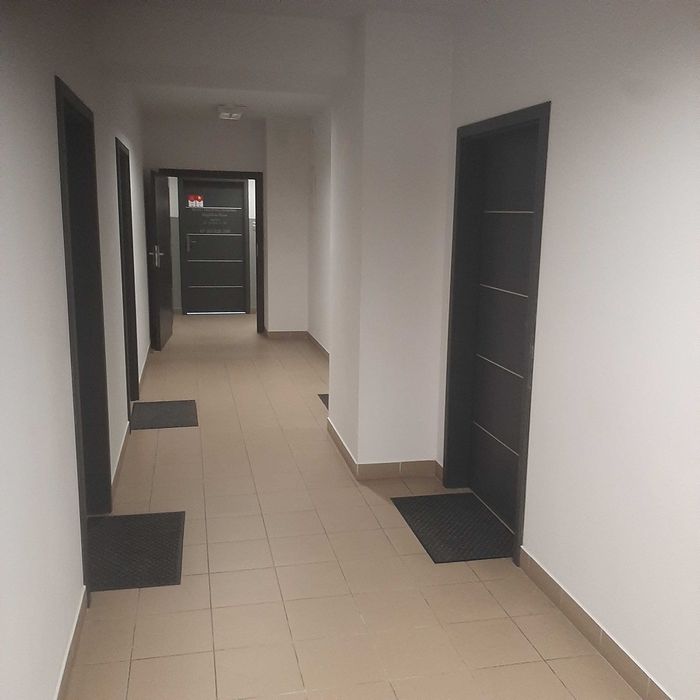 Budynek usługowo handlowy z działką świetna lokalizacja