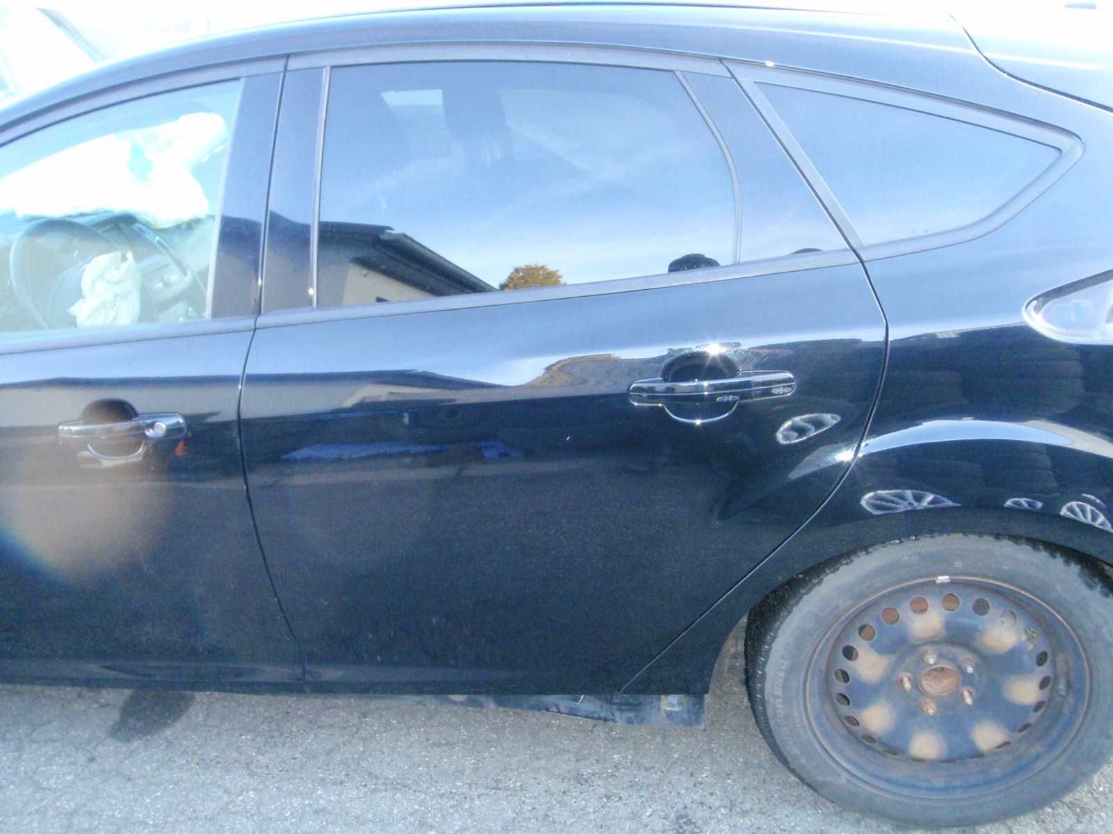 Ford Focus mk3 2szt drzwi lewe hb kolor JF orginał