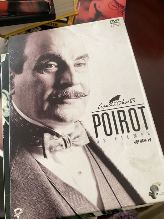 22 dvds de poirot, ofereco os portes