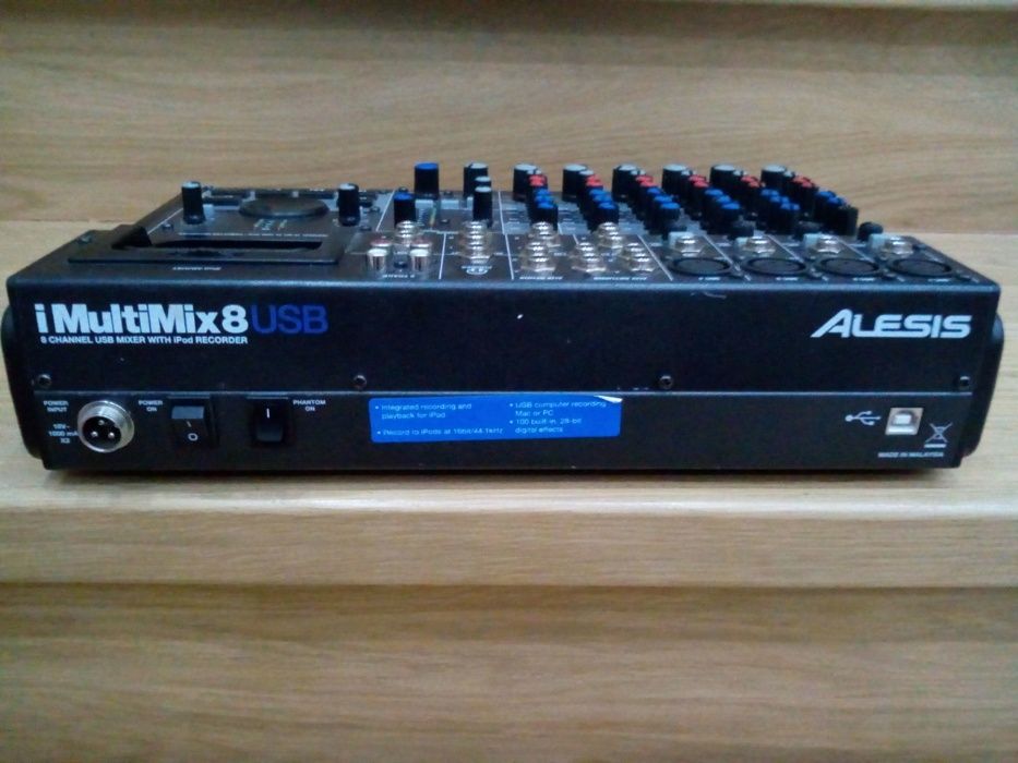 ALESIS iMultiMix 8 USB Mikser analogowy z nagrywaniem na iPod