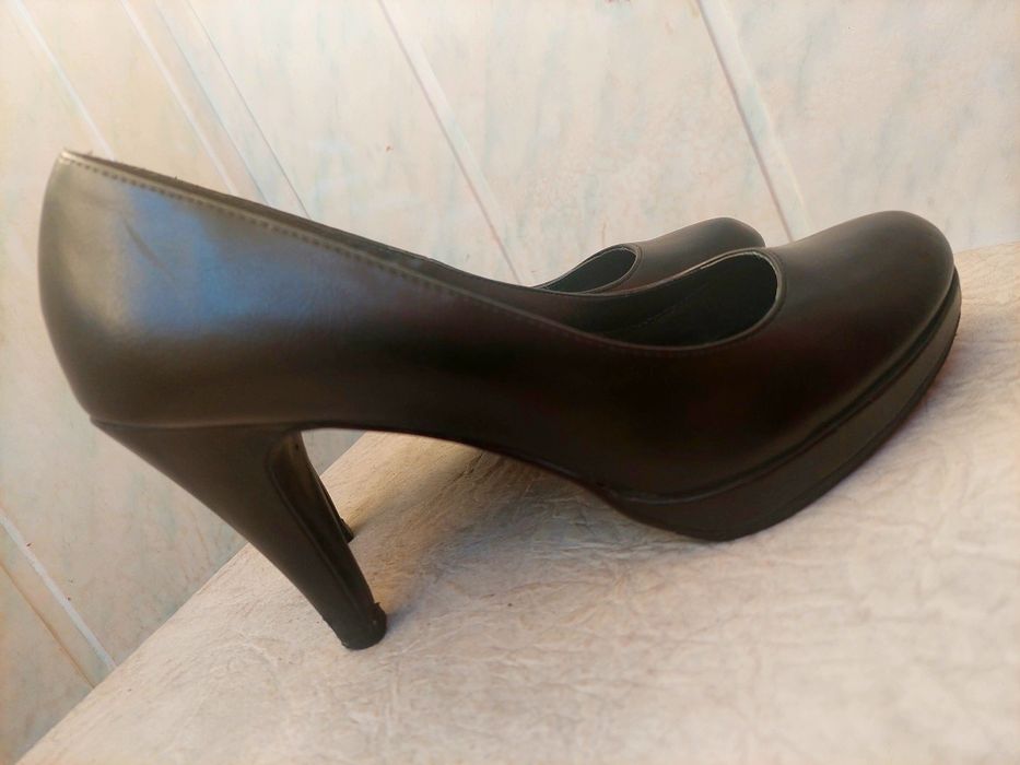 Туфлі офісні Graceland 39 розмір 25-25,5 см