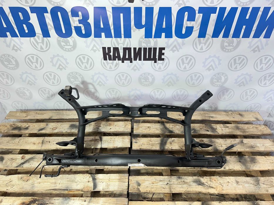 Задній підрамник Балка Гольф Пассат Тоуран подрамник Шкода Октавія А5