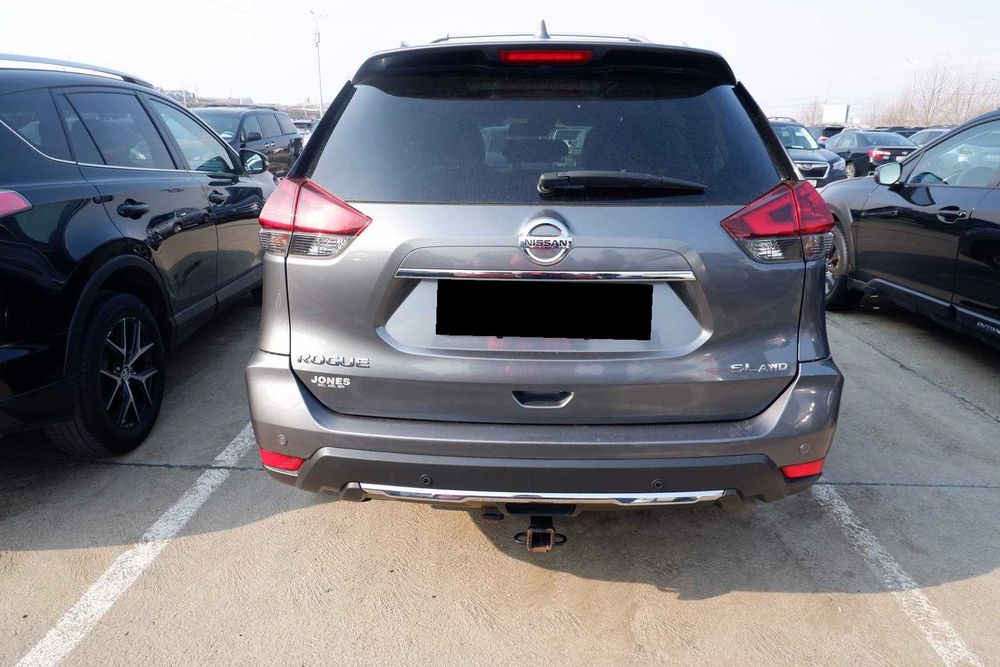 Nissan Rogue 2020 року