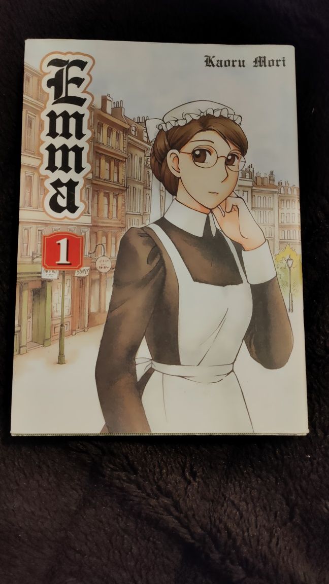 manga komiks EMMA tom 1