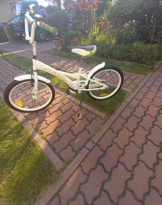 Rower dziecięcy 20 cali. BIALY