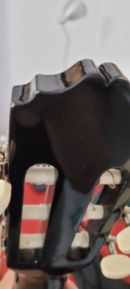 Gitara akustyczna