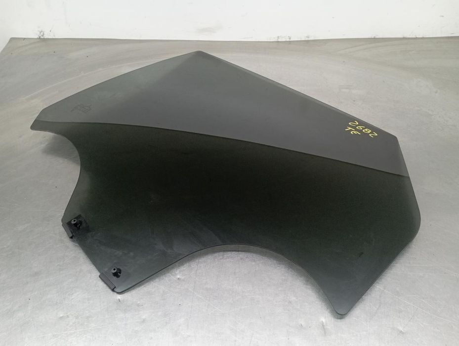 Vidro porta trás esquerdo RENAULT Captur II