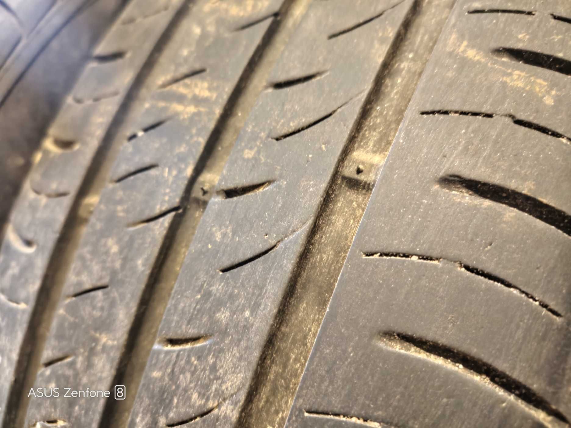 Шини літні KUMHO EcoWing ES01 KH27 185/60 R15 84H