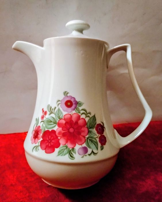 Porcelanowy dzbanek. Ilmenau Niemcy