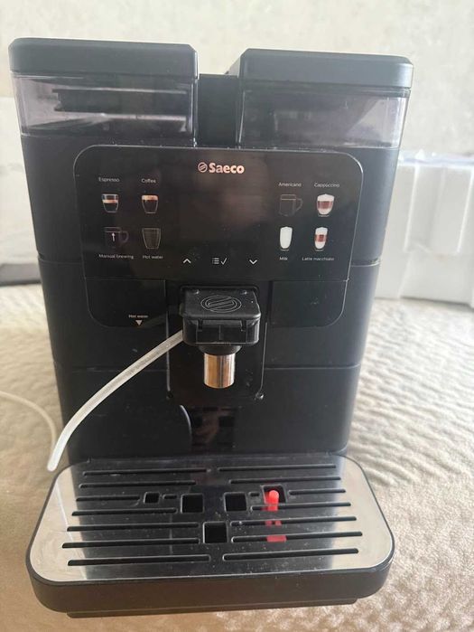 Кавомашина Saeco New Royal OTC (9J0080),  10 видів напоїв
