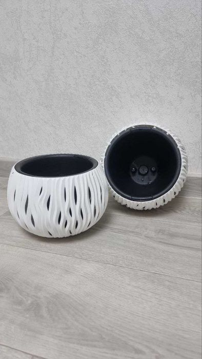 Самополивні горщики для гнотового поливу