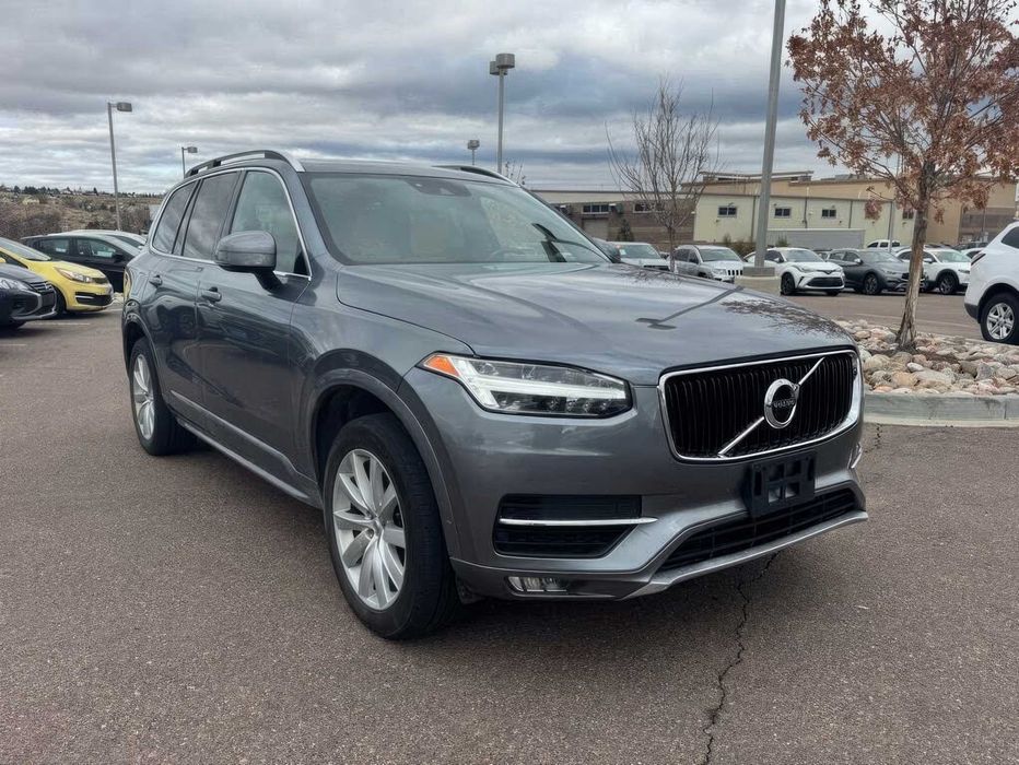 Volvo XC90 T6 Momentum      2019