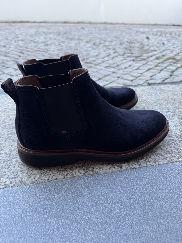 Botins Steven Thomas